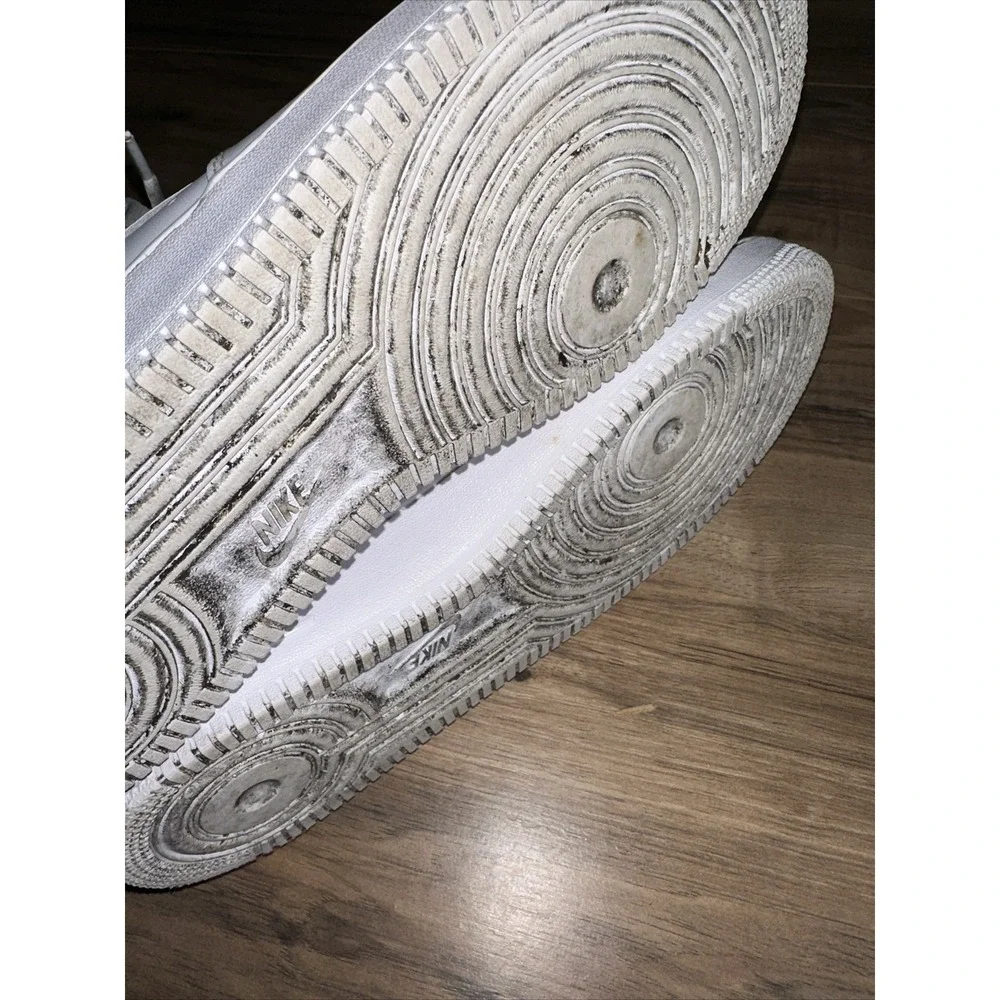 Size 13 - Nike Air Force 1 '07 Low Triple White‎